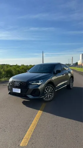 Audi Q3 SPB Perf. Black 2.0 TFSI Tipt. Quat. 2023