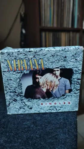 NIRVANA Singles box com 6 cdsingles 