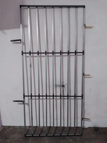 Grade para porta