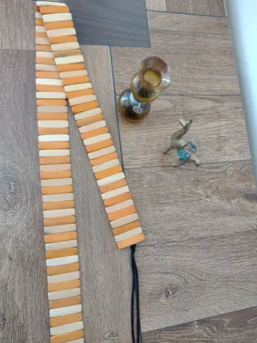 Cinto de madeira artesanal