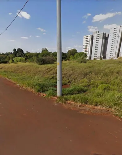 Terreno à venda com 332.61m² no Jardim dos Calegaris em Paulínia