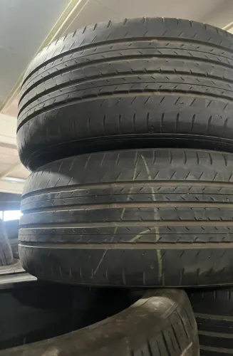 Jogo de pneus 17 Jetta , i30 , Fiat Bravo 225/45 R17 semi novos Goodyear