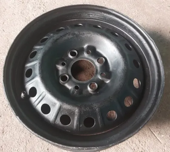 Roda de Ferro Aro 13 Original Fiat Modelo lol Furação 4X98 R$119,00 só uma Roda