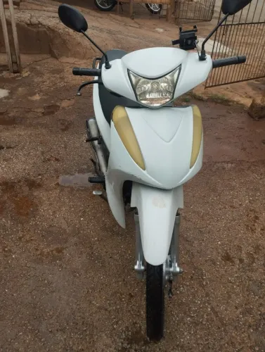Moto Biz 100