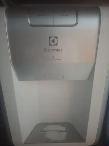 Bebedouro com compressor