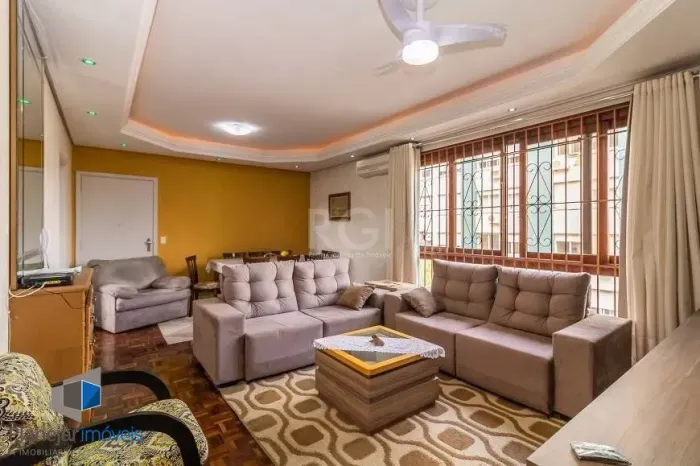 Apartamento 100m² no bairro Farroupilha - semi mobiliado, 3 dormitórios, 1 suíte e 1 vaga