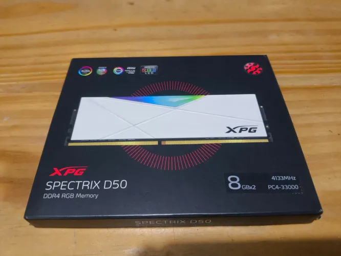 Memória Ram DDR4 8gb - XPG Spectrix D50 4133Mhz