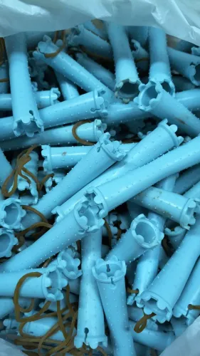 Bigudinho na cor azul.ideal para cachos