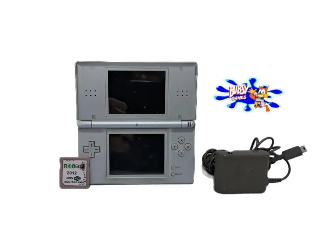 Nintendo ds lite prata + R4 e case