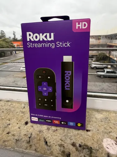Roku Streaming Stick HD 2025 | Dispositivo de streaming para TV HD/FHD com controle remoto