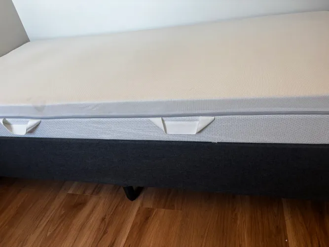 Cama Emma solteirão 96x2,03 semi-nova