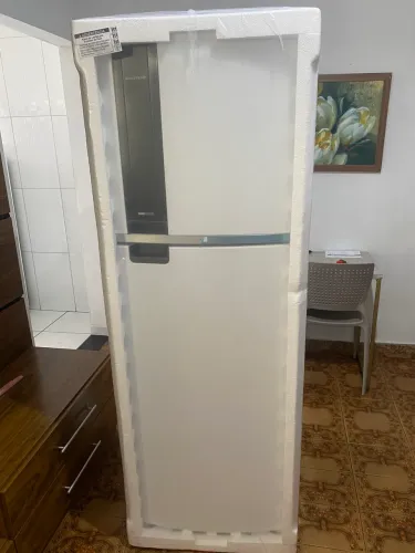 Geladeira Brastemp 385 litros nova na caixa