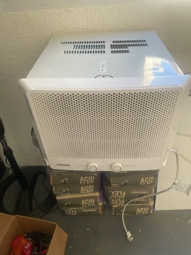 Vende -se ar consul 7500