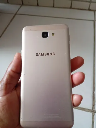 Celular Samsung Galaxy j5