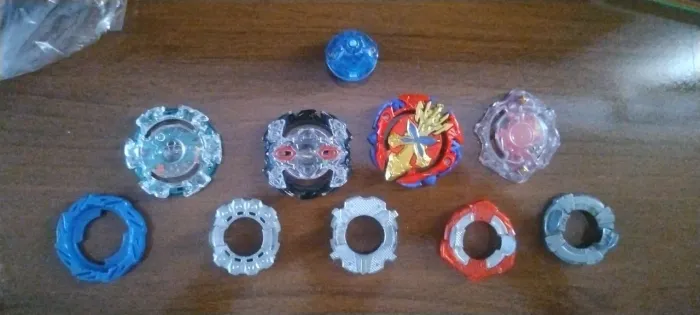 Peças Beyblade Burst