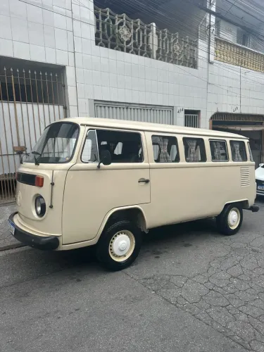 Volkswagen Kombi Standard/ Luxo/ Serie Prata 1993