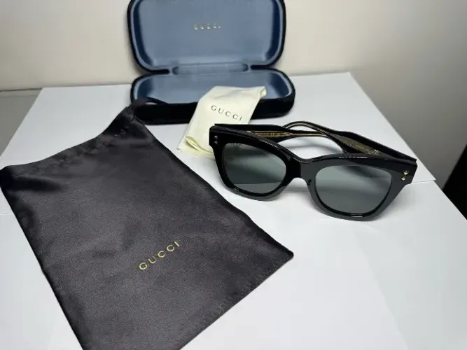 Óculos de Sol Gucci Original GG1082S Preto - Nunca usado