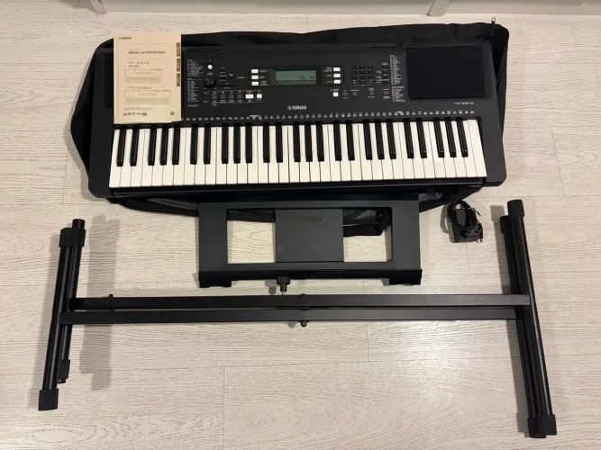 Kit Completo: Teclado Yamaha PSR-E373 + Suporte + Capa (Ótimo Estado)