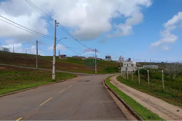 Terreno à venda no Loteamento Dharma Ville, em Cabo de Santo Agostinho