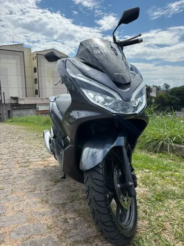 PCX/ DLX ano 2020