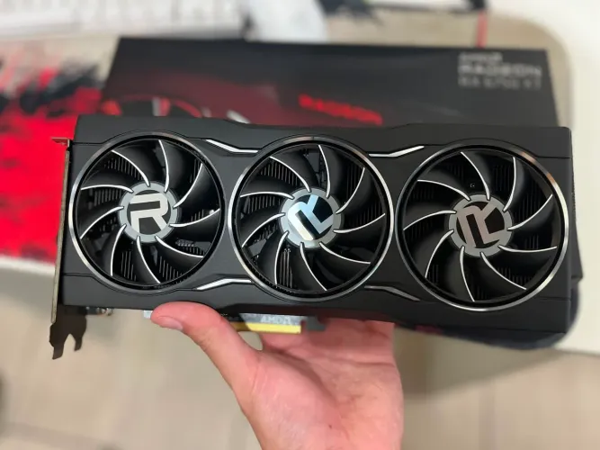 Placa De Vídeo RX6750XT Founders Edition