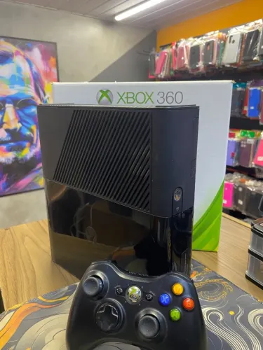 XBOX 360 SUPER SLIM