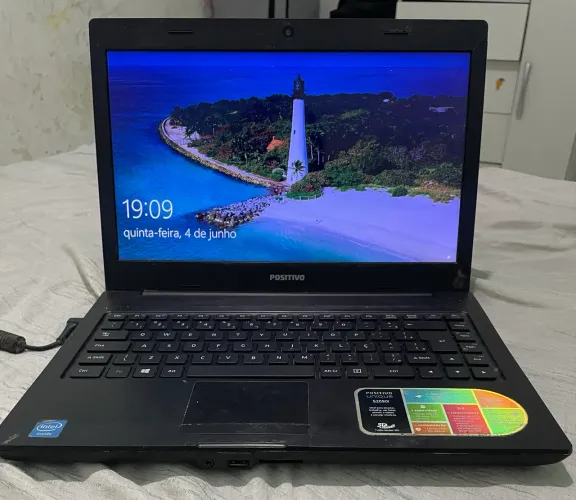 Notebook Positivo 
