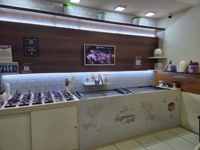 Vende açaíteria de grande porte