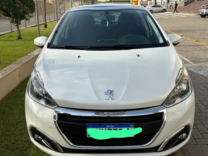 Peugeot 208 Allure 1.2 Flex 12V 5P Mec. 2017