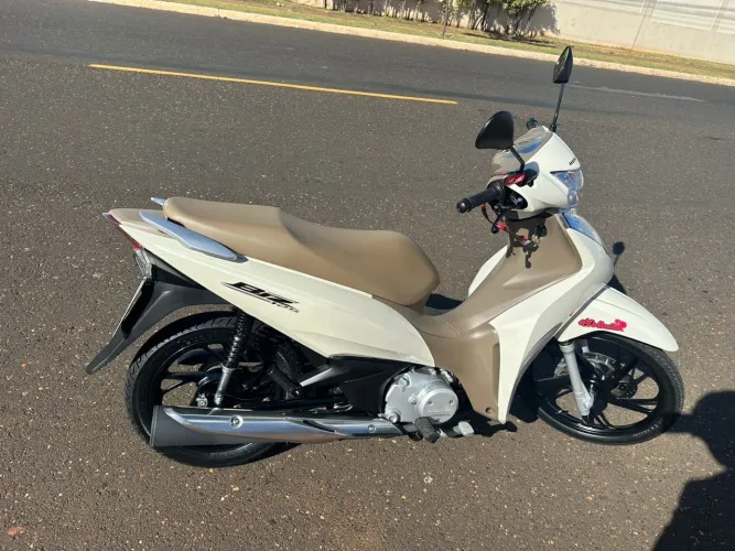 Honda biz pérola