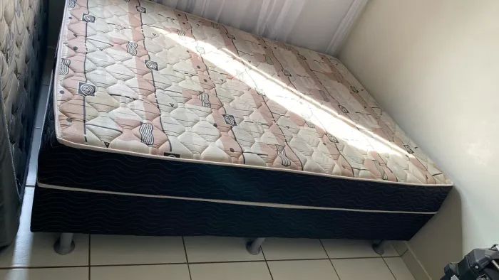 Cama box casal