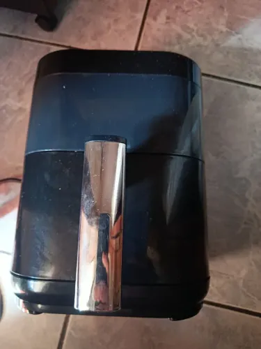 Ayr fryer usada poucas vezes
