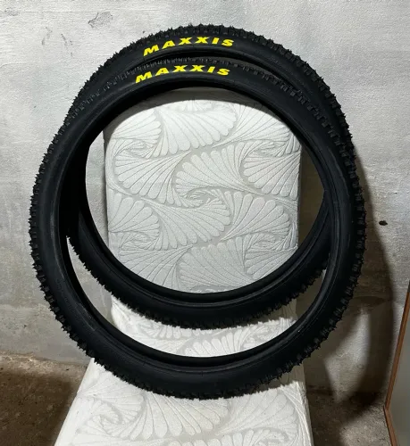 Pneus Maxxis DTH 2.35