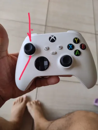 Controle Xbox séries s original pra consertar defeito no analógico