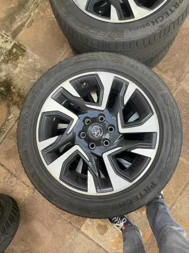 Rodas Aro 20 com Pneus da Hilux, Sw4 Daimond 2026