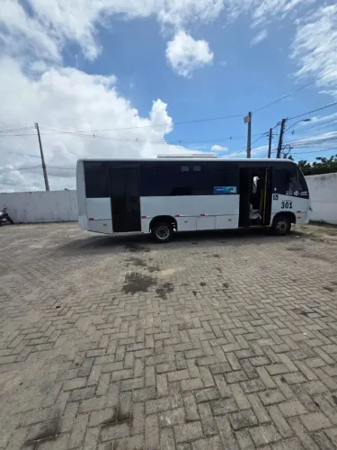 Micro ônibus com ar condicionado