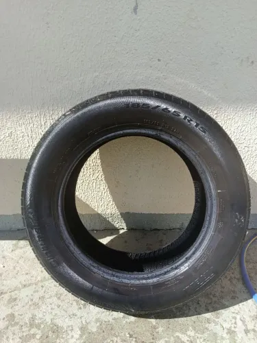 Pneu Pirelli R15 