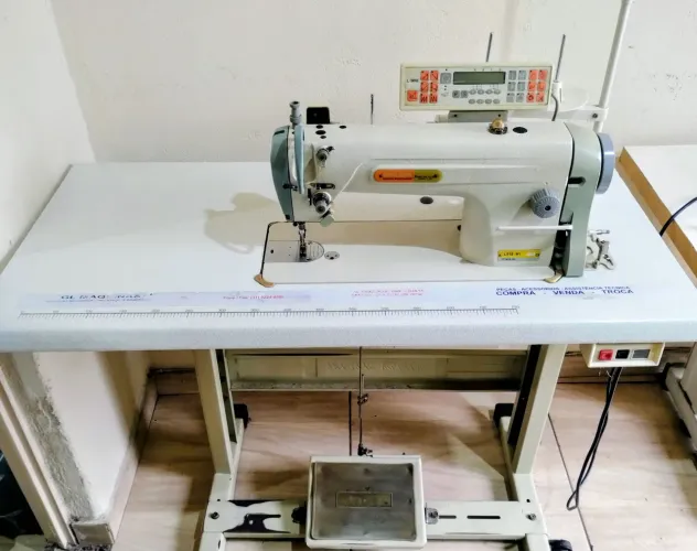 Máquina de costura eletrônica reta L918-M1 SIRUBA