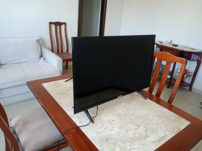 Vende se Televisor LED seminovo Smart