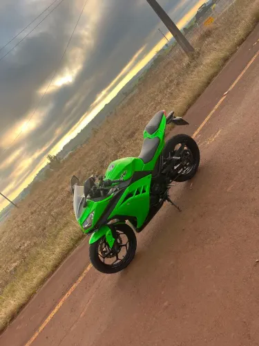 Vendo Kavazaki ninja 300 