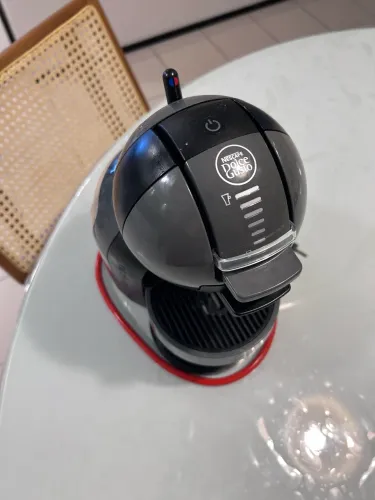 Cafeteira Dolce Gusto Nescafé