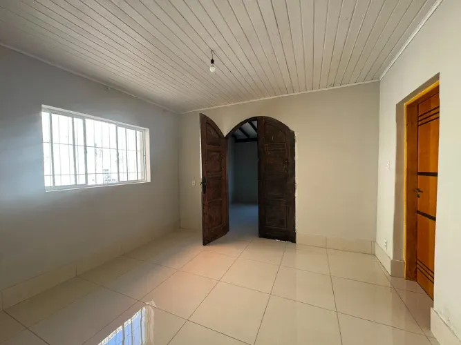 Casa Comercial em Goiabeiras - Cuiabá