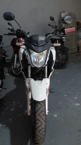 Honda CB Twister 250, 2022, Shalon Veículos Cariacica 