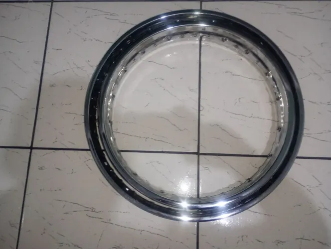Venda de par de rodas Lander 2024 horiginas 