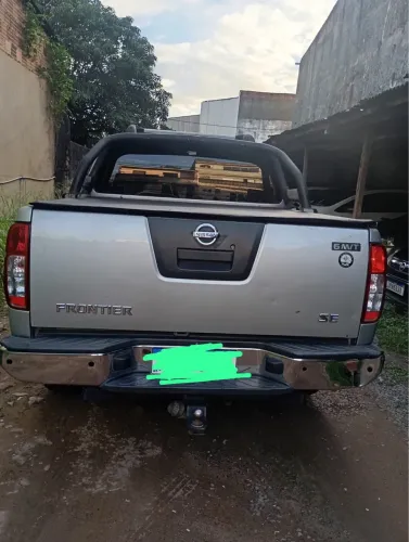 Nissan Frontier Se/se Strik CD 4X4 2.5 TB Dies. 2012
