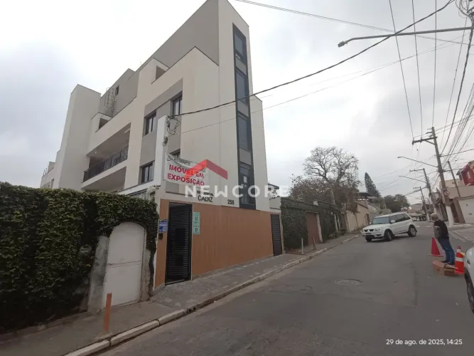 Apartamento em Rua Iguará - Vila Alpina - São Paulo/SP