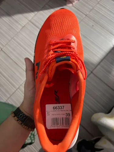 Tênis fila speedzone laranja