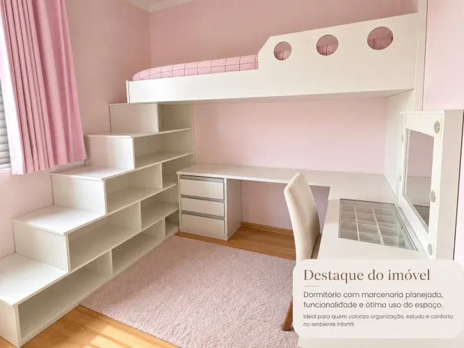 Cama suspensa com escada, bancada de estudos e penteadeira planejada