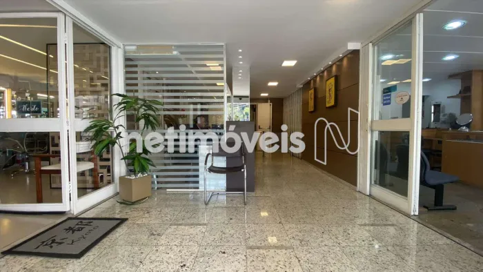 Sala comercial 36m²; no Paraíso para locação.