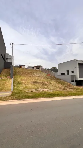 Lote 360m² jardins Bolonha Linda vista. Escorrido pra frente Senador Canedo-GO